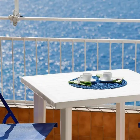 163 - Sunshine 4 Fronte Vista Mare, 100m Apartman San Remo